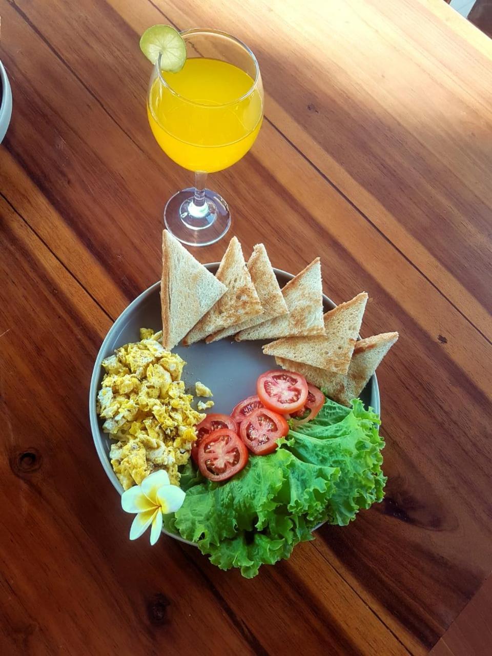 Phoenix Bed And Breakfast 4 Canggu Eksteriør billede